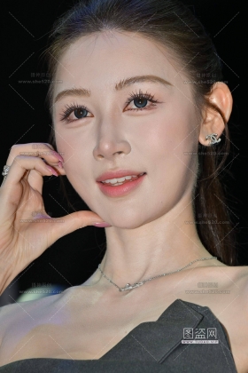 26822-3-398√26成都车展-绝色颜爆-美腿美足敏敏➕4k视频