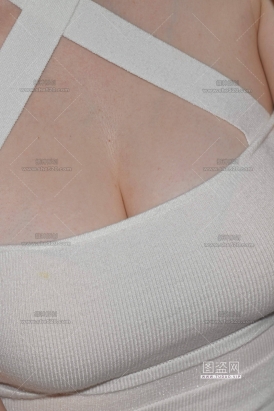 三百万极品网红-苏苏是猪猪-绝色美胸春光➕8k视频