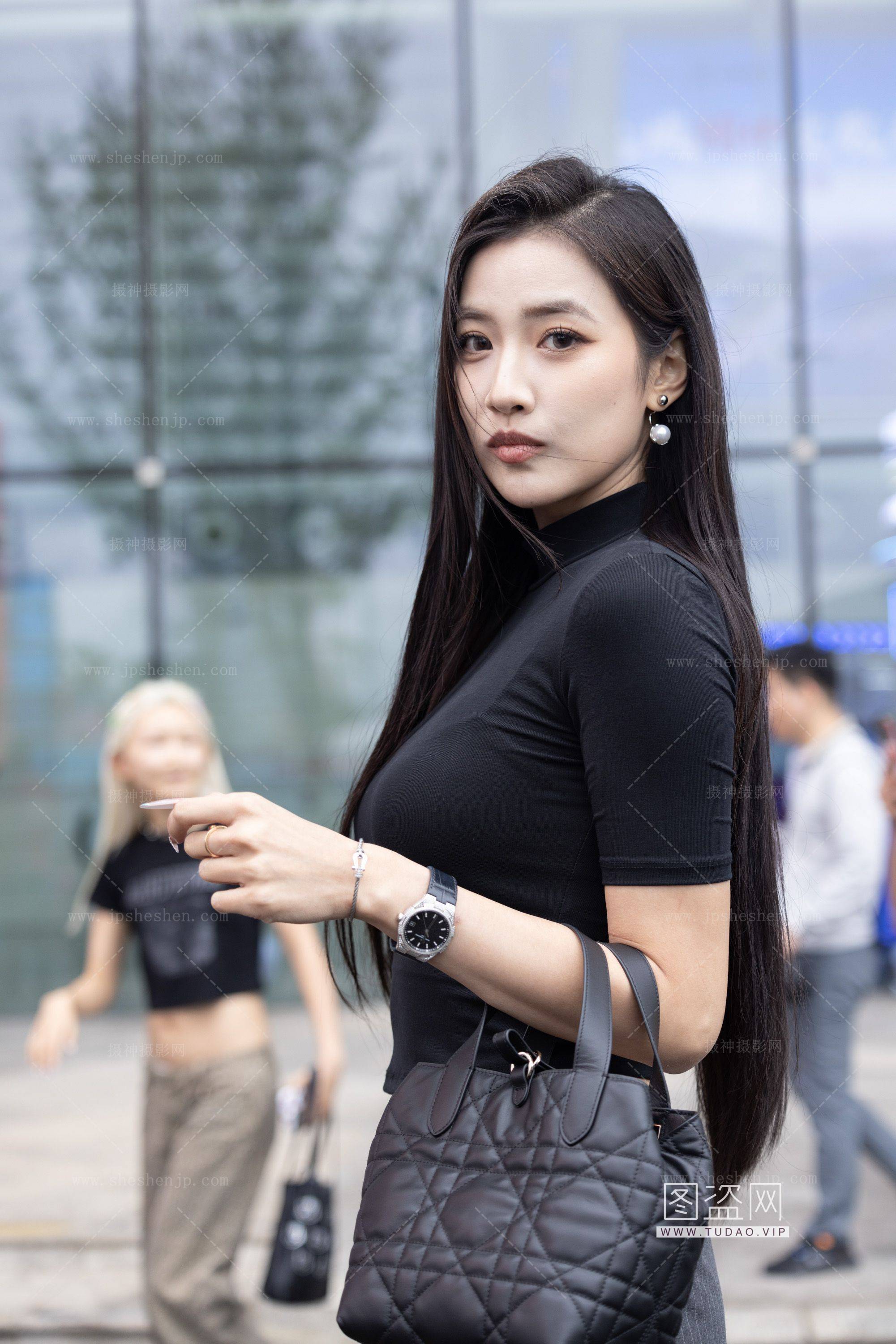 184802oh7v0kvhyy1h0ppv.jpg