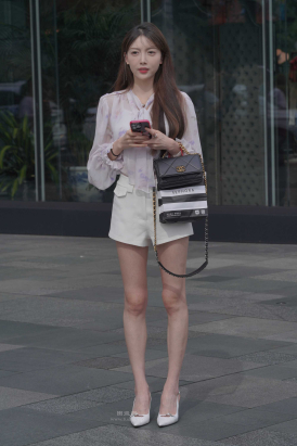 白高大长腿特写到位130P