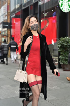 编码2156黑丝美腿紧身包臀裙御姐