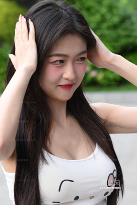 25614-2-74√美腿美足网红任绵绵