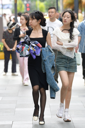 25528-5=36√夏日黑丝素人