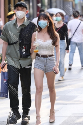 【J0033】热裤美女