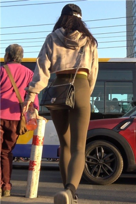 4k-紧身瑜伽弹力裤性感小清新美女 [2.16 GB]