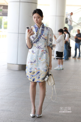 灰丝青花瓷海天祥云旗袍空姐