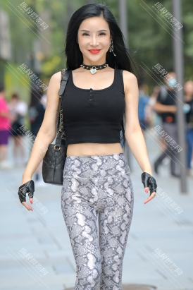 【J3006】蟒纹紧身裤美女-29