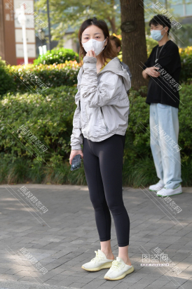 【J5887】黑色紧身裤女孩