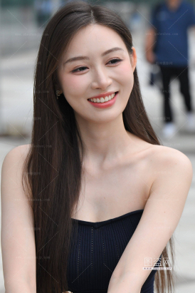 25831-18-220√拖鞋赤脚美足美人敏敏【套图➕视频