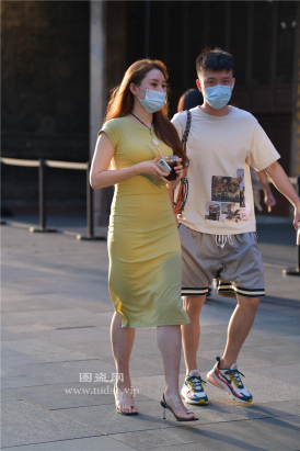 编码2285紧身包臀裙短