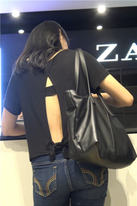 4K 逛街的街拍牛仔裤美女姐姐 4 [782 MB]