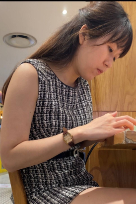 商场吃饭吃飯轻熟女OL美腿 裸足